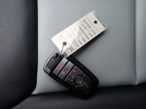 Used 2023 Ford Explorer XLT w/ Equipment Group 202A image 30