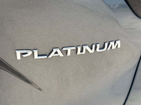 Used 2019 Nissan Murano Platinum w/ Cargo Package FWD image 7