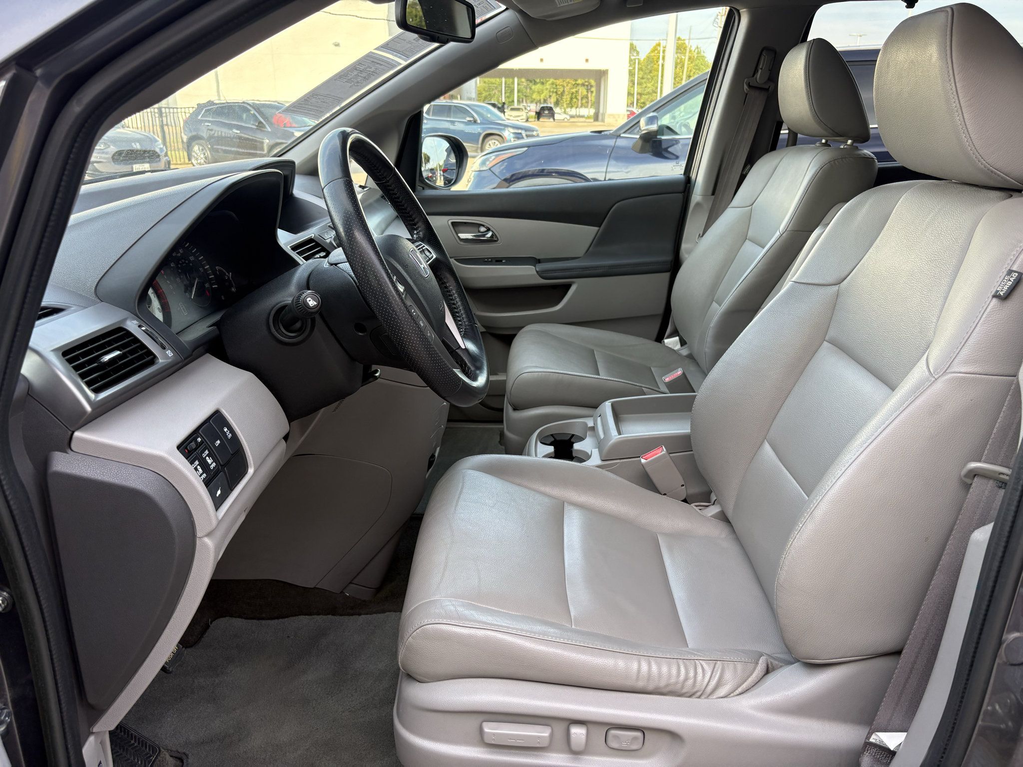 Used 2016 Honda Odyssey EX-L image 10