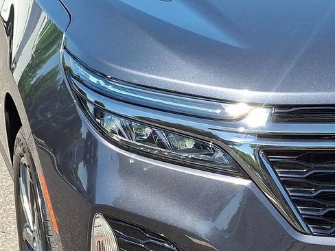 Certified 2023 Chevrolet Equinox RS AWD/4WD image 9