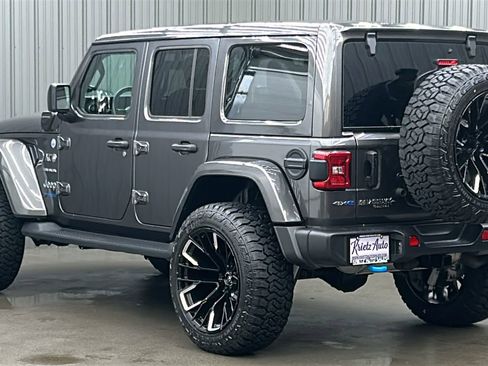 Used 2022 Jeep Wrangler Unlimited Sahara 4xe image 3