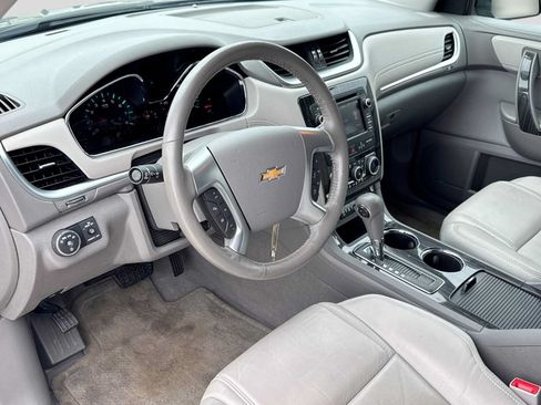 Used 2014 Chevrolet Traverse LTZ AWD/4WD image 2