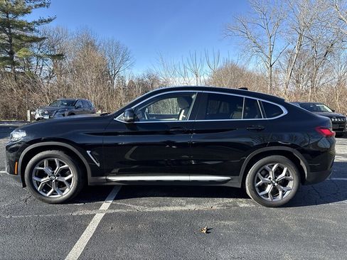 Used 2023 BMW X4 xDrive30i w/ Premium Package image 3