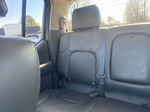 Used 2011 Nissan Frontier PRO-4X w/ Pro-4x Luxury Pkg image 12