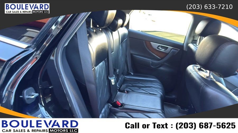 Used 2012 INFINITI FX35 AWD w/ Premium Pkg image 34