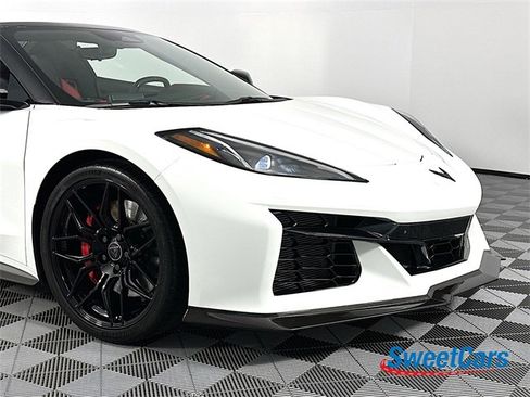 Used 2024 Chevrolet Corvette Z06 image 52