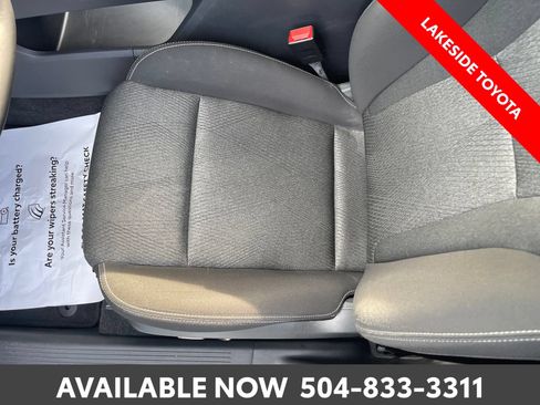 Used 2025 Nissan Rogue SV AWD/4WD image 28