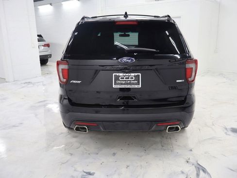 Used 2017 Ford Explorer Sport w/ Equipment Group 401A image 5