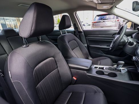 Used 2025 Nissan Altima 2.5 S image 20