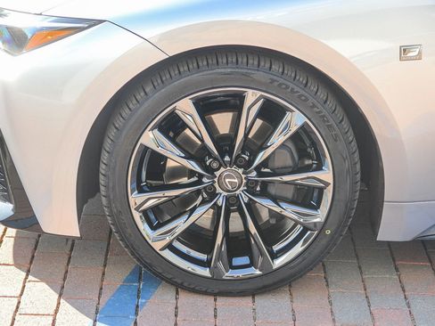 Used 2023 Lexus IS 350 F Sport image 4