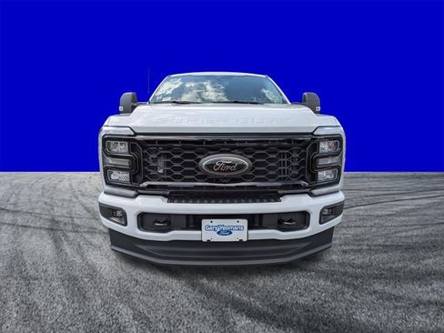 Certified 2026 Ford F250 XLT w/ XLT Premium Package AWD/4WD image 9