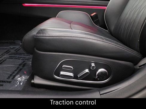 Used 2024 Genesis G90 3.5T image 23