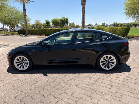 Used 2022 Tesla Model 3 RWD image 5
