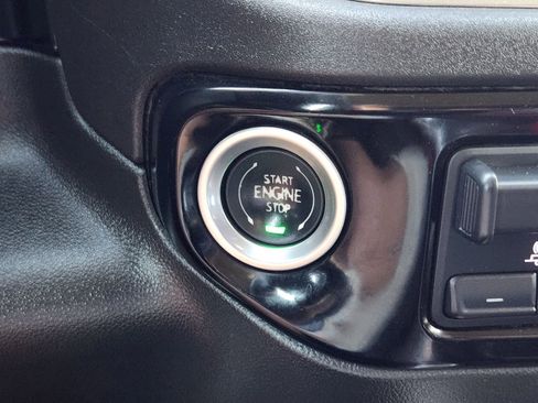 Used 2024 Chevrolet Silverado 1500 LT Trail Boss w/ Convenience Package II image 21