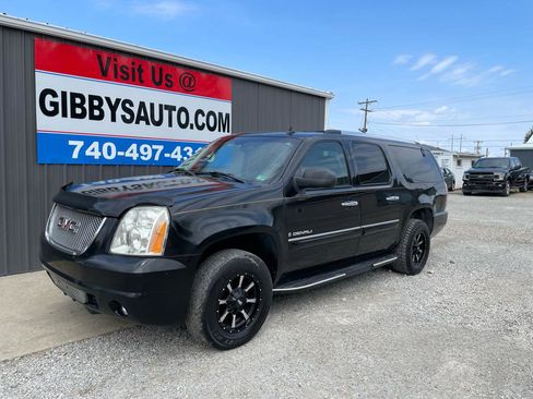 Used 2007 GMC Yukon XL Denali image 1