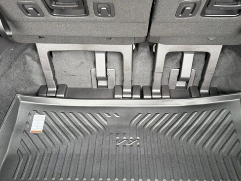 New 2026 Kia Carnival LXS image 14