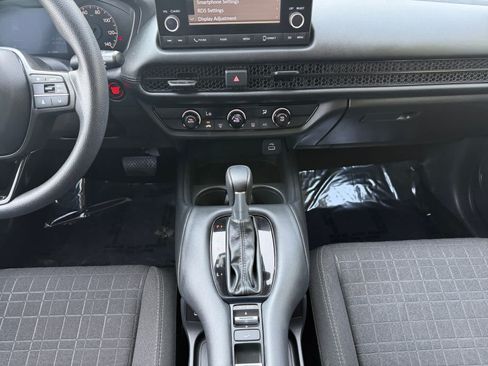 Used 2025 Honda HR-V LX image 16