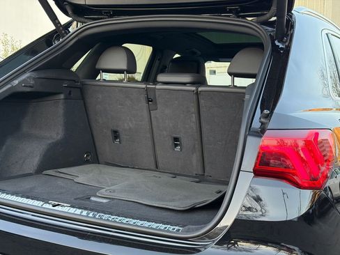 Used 2025 Audi Q3 2.0T Premium image 9