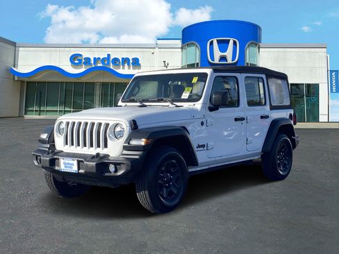 Used 2023 Jeep Wrangler Sport image 3