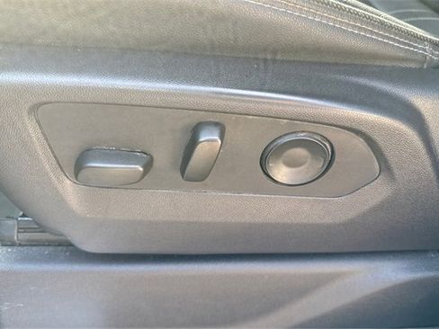 Used 2024 Chevrolet Silverado 1500 High Country w/ Technology Package image 18