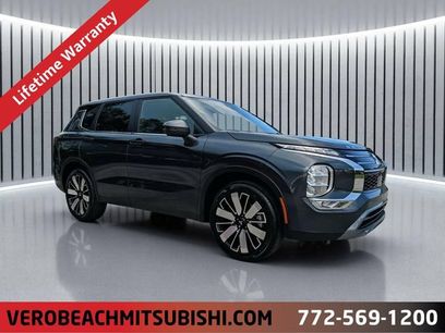 New 2026 Mitsubishi Outlander SE