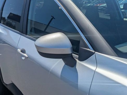 Used 2023 Nissan Rogue SV AWD/4WD image 10