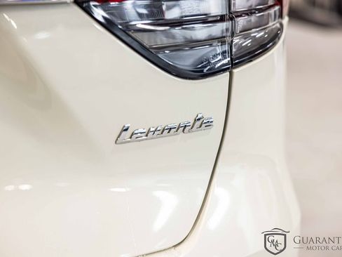 Used 2021 Maserati Levante S GranLusso image 15