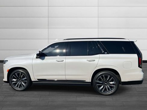 Used 2021 Cadillac Escalade Sport Platinum w/ Heavy-Duty Trailer Package AWD/4WD image 2