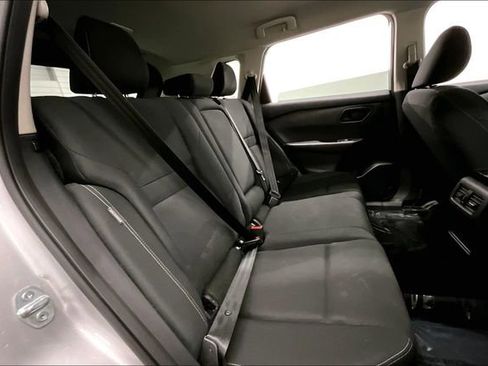 Used 2024 Nissan Rogue S image 24