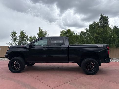 Used 2019 Chevrolet Silverado 1500 Custom Trail Boss w/ Custom Convenience Package AWD/4WD image 5