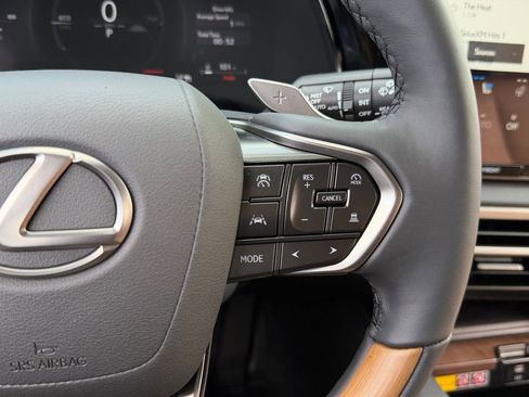 New 2026 Lexus RX 350h AWD/4WD image 15