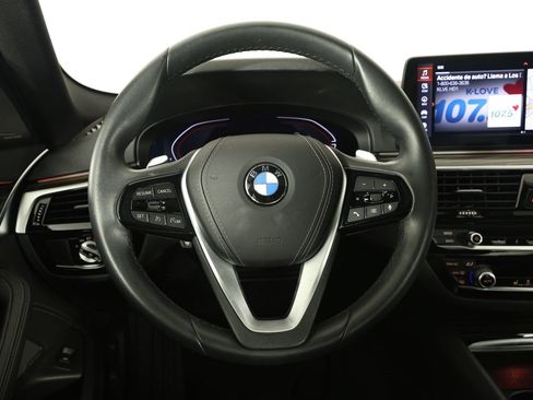 Used 2023 BMW 540i w/ Premium Package RWD image 8
