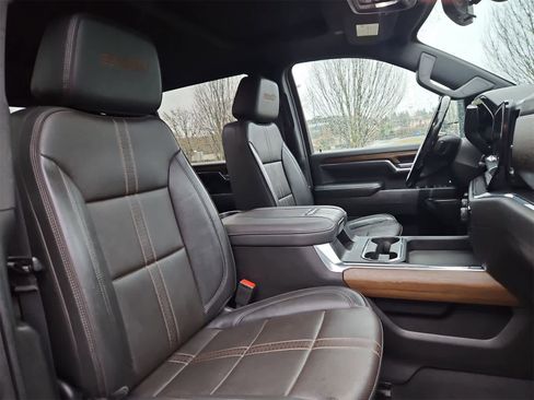 Used 2024 Chevrolet Silverado 2500 High Country w/ High Country Premium Package image 23