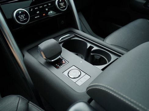 Used 2023 Land Rover Discovery S R-Dynamic AWD/4WD image 39