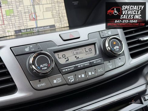Used 2014 Honda Odyssey Touring Elite image 34