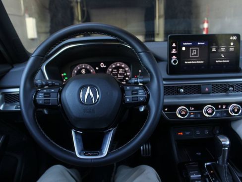 Certified 2026 Acura Integra A-Spec FWD image 33
