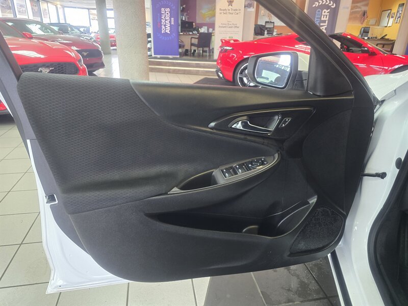 Used 2024 Chevrolet Malibu LT FWD image 7