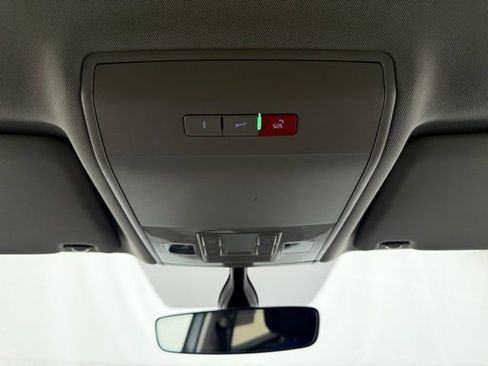 Used 2021 Volkswagen Atlas S image 37