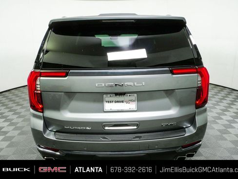 Used 2025 GMC Yukon XL Denali Ultimate w/ LPO, Floor Liner Package AWD/4WD image 30