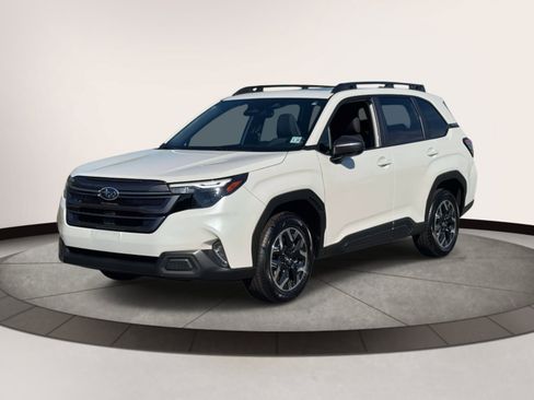 Certified 2025 Subaru Forester Premium image 2