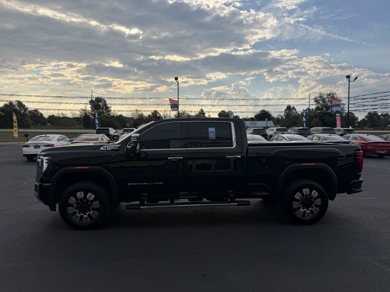 Used 2026 GMC Sierra 2500 Denali w/ Denali Reserve Package AWD/4WD image 10