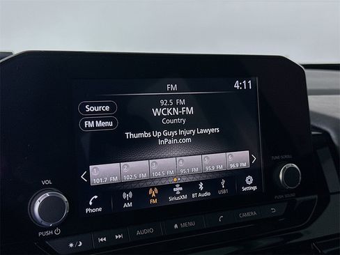 Used 2023 Nissan Pathfinder SV image 28