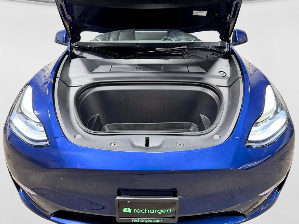 Used 2022 Tesla Model Y Performance AWD/4WD image 24