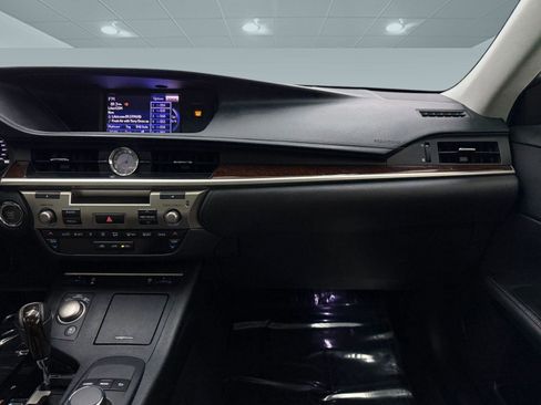 Used 2014 Lexus ES 350 w/ Premium Package image 27