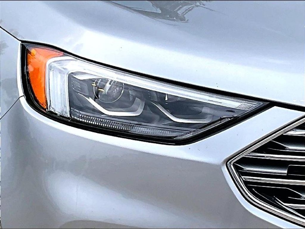 Used 2021 Ford Edge Titanium w/ Equipment Group 301A AWD/4WD image 35
