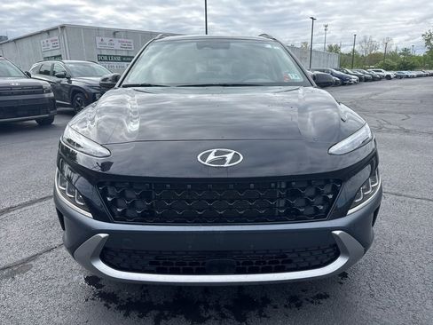 Certified 2022 Hyundai Kona Limited AWD/4WD image 2