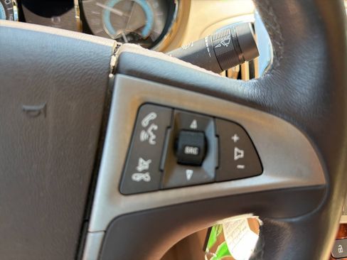 Used 2012 Buick LaCrosse Premium FWD image 36