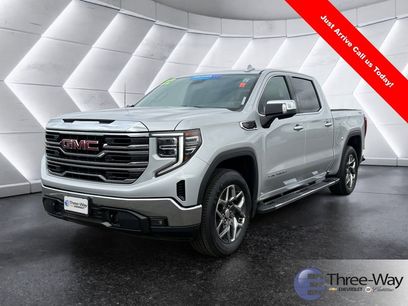 Certified 2022 GMC Sierra 1500 SLT w/ SLT Premium Package
