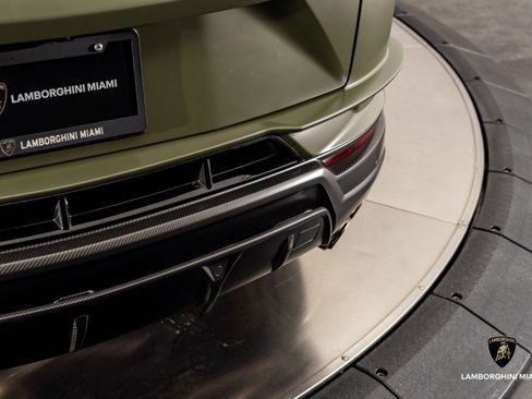 Used 2024 Lamborghini Urus Performante image 25