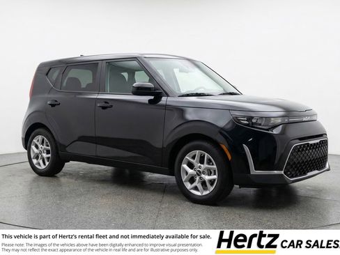 Used 2025 Kia Soul LX w/ LX Technology Package image 1